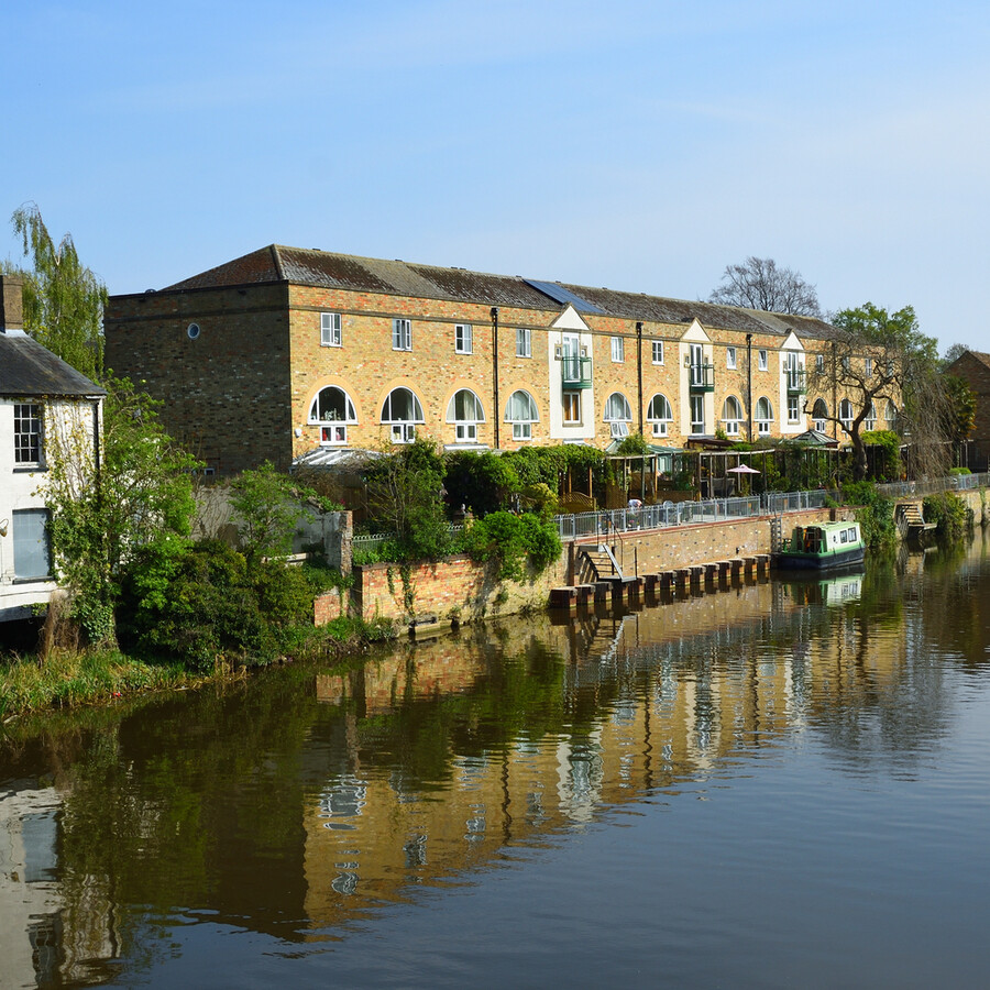 St Neots