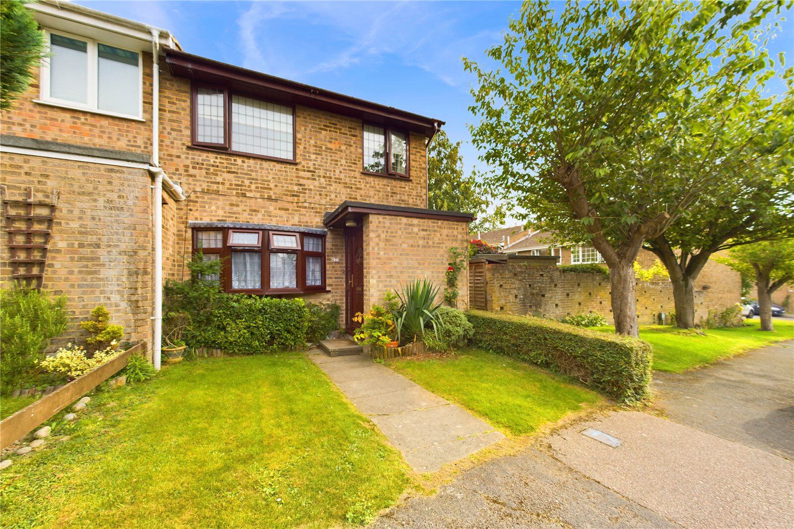 3 bedroom end terraced house for sale Shaftesbury Way, Royston, SG8, main image