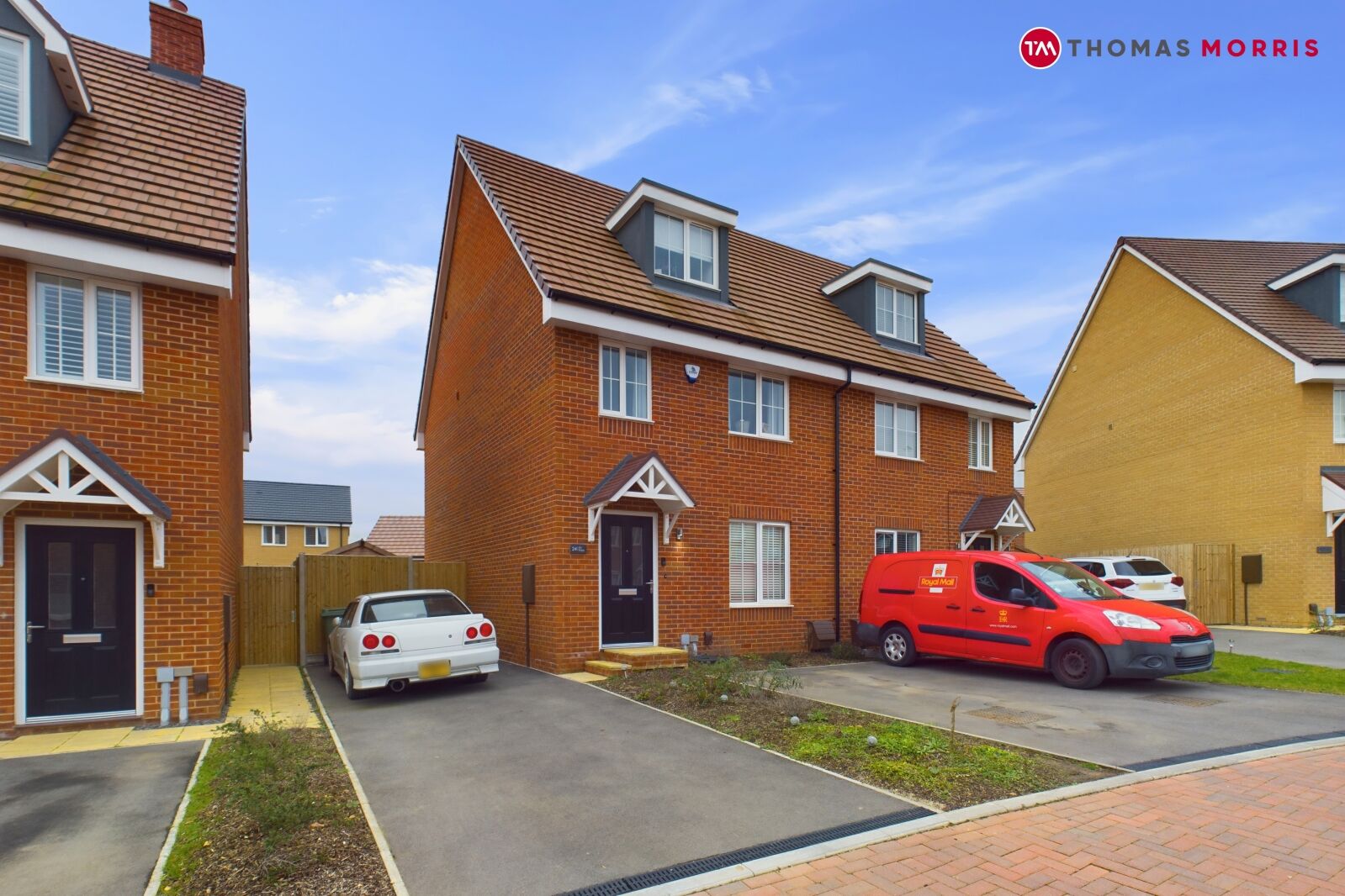 4 bedroom semi detached house for sale Lily Edge, Biggleswade, SG18, main image