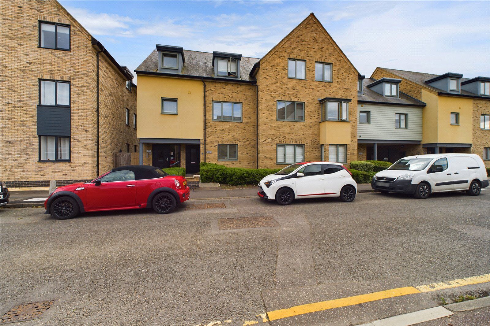 2 bedroom  flat for sale New Road, St. Ives, PE27, main image
