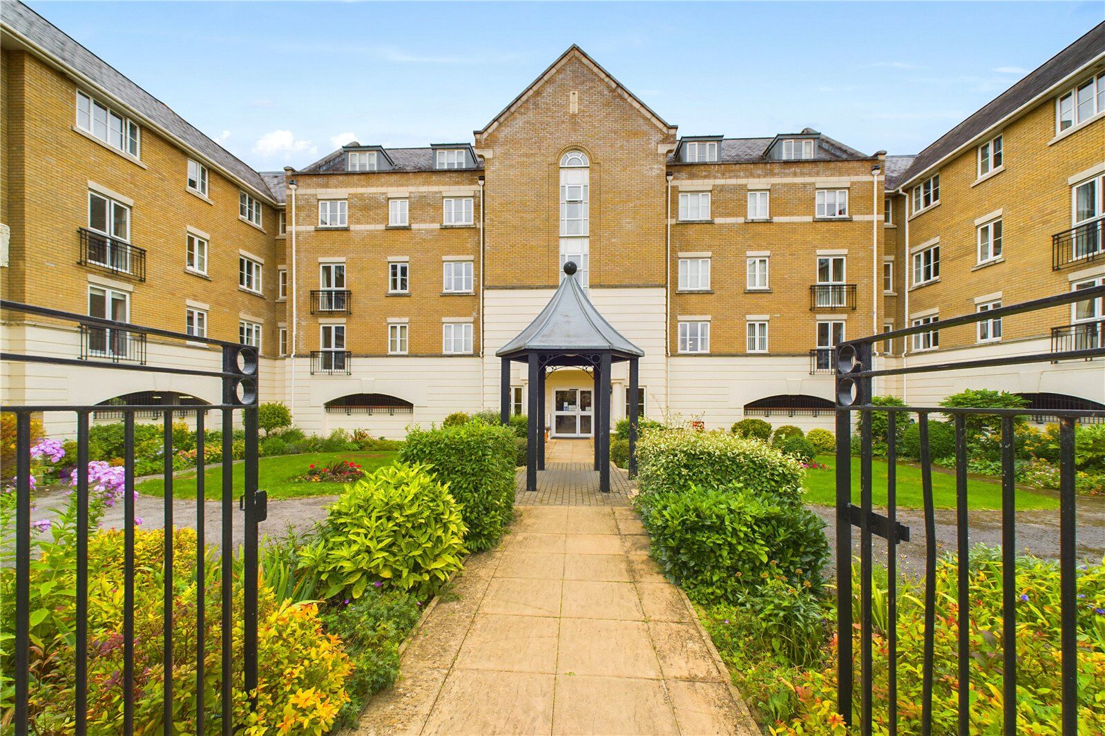 2 bedroom  flat for sale Crosshall Road, Eaton Ford, PE19, main image