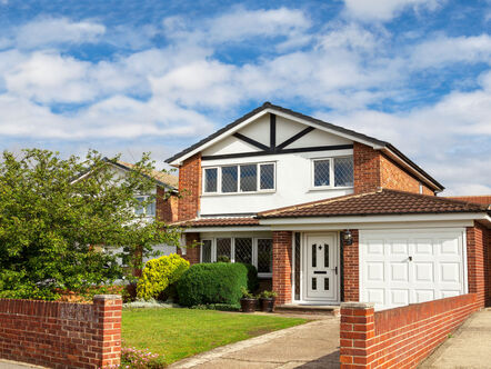 Tradition english detached house